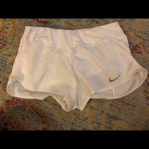 Nike🏃🏼‍♀️✔️ running shorts!! super cute!!